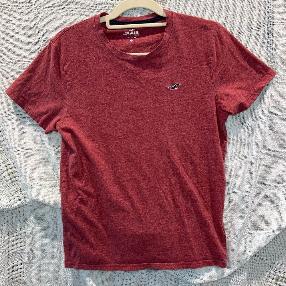 Hollister Crew Neck Tee